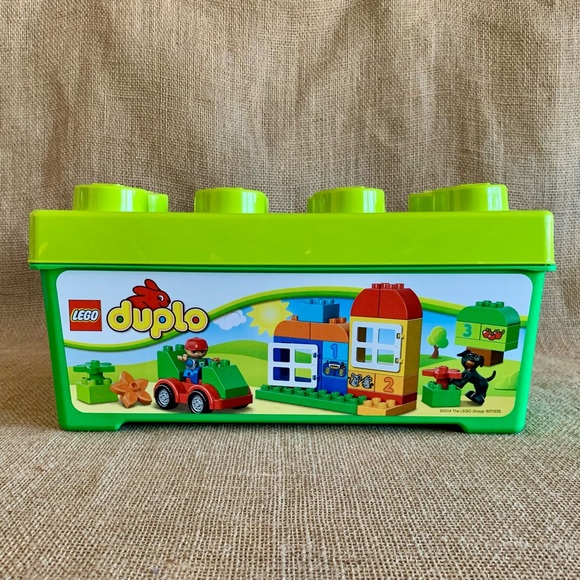 LEGO DUPLO Assortment of Bricks & Figures for Beginner Builder in Storage Bin - Picture 8 of 8